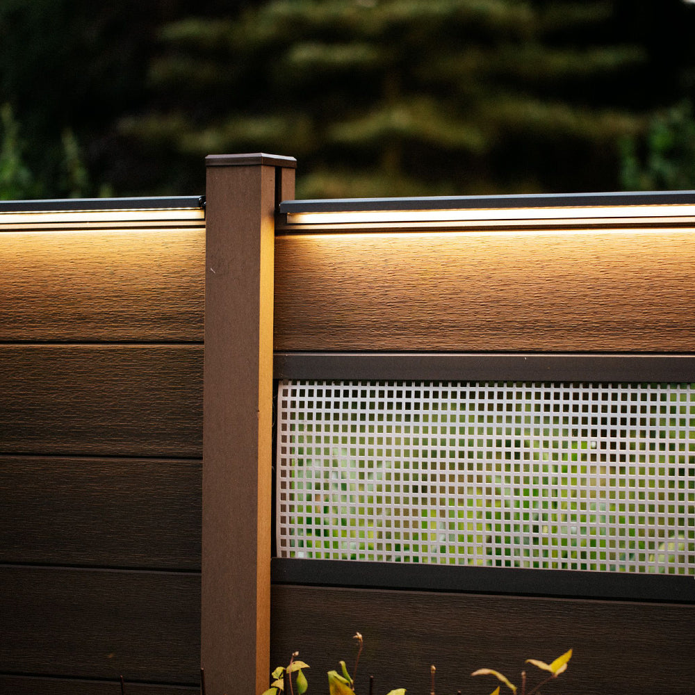 LyghtUp® Einzelne LED-Leuchtleiste für WPC/Alu-Zaun
